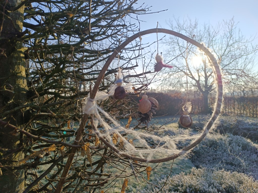 ateliers des Jardins activité bricolage nature pour adultes et enfants aux Jardins du Moulin à vent à Namur